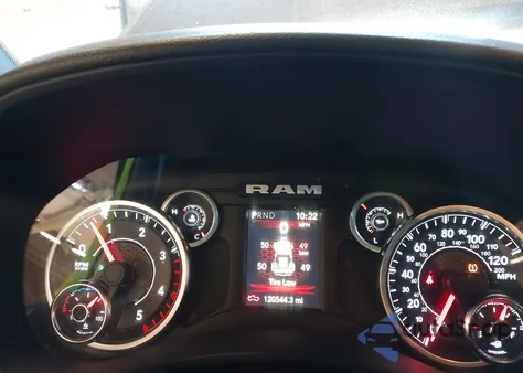 2021 Ram 2500 Tradesman 4X4 6'4 Box z USA, uszkodzony, nr VIN 3C6UR5CL5MG654317